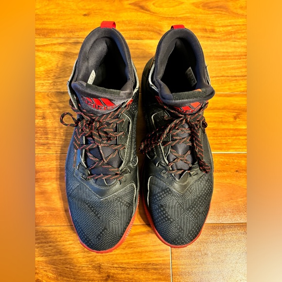 Damian Lillard Adidas Basketball Sneakers - Picture 3 of 6